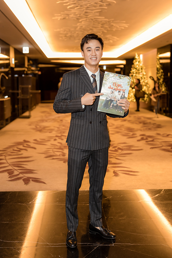 Diễn viên Quang Trọng lần đầu tham gia phim của VFC và rất háo hức khi được xuất hiện trên sóng quốc gia.