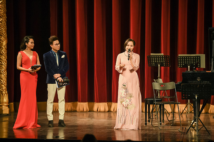 Đây là lần thứ tư nghệ sĩ Đinh Hoài Xuân tổ chức concert Cello Fundamento tại Việt Nam.