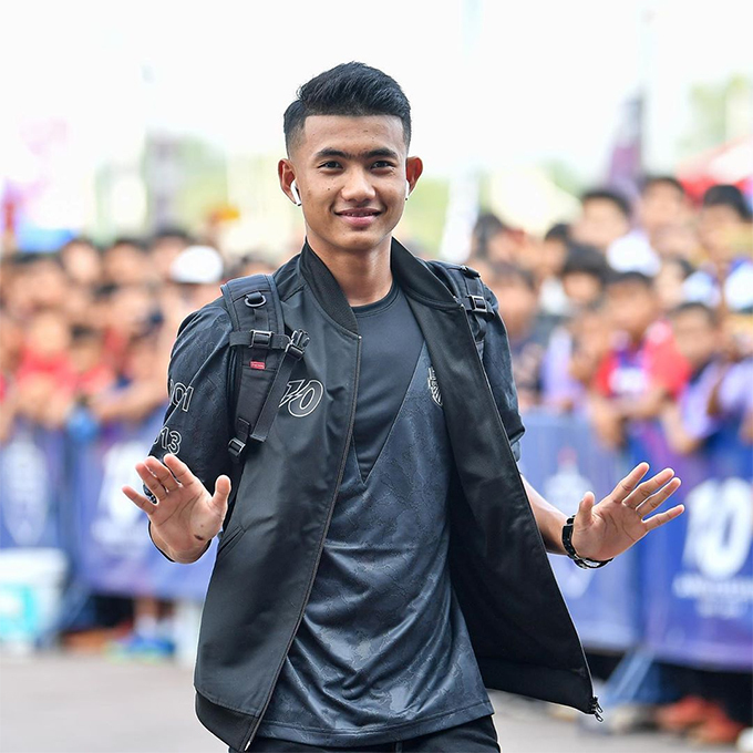 Suphanat là hot boy của bóng đá Thái Lan hiện nay, trang Instagram của anh có gần 100.000 người theo dõi. Ảnh: Instagram.